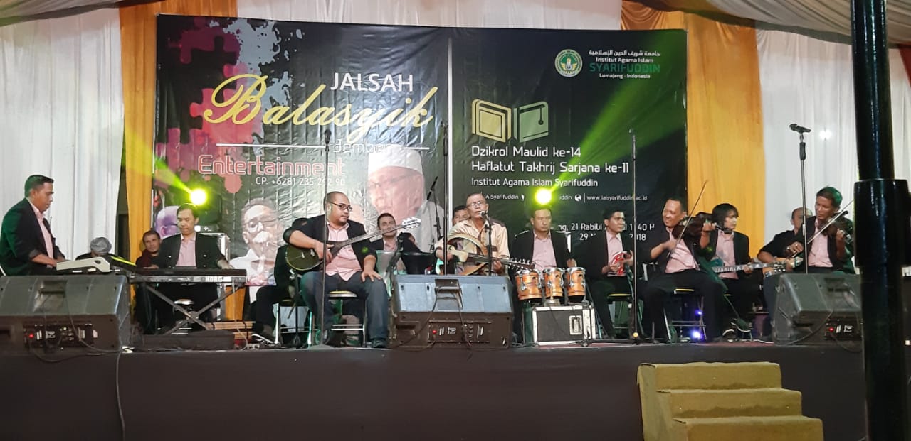 Balasyik Hibur Civitas Akademika IAI Syarifuddin